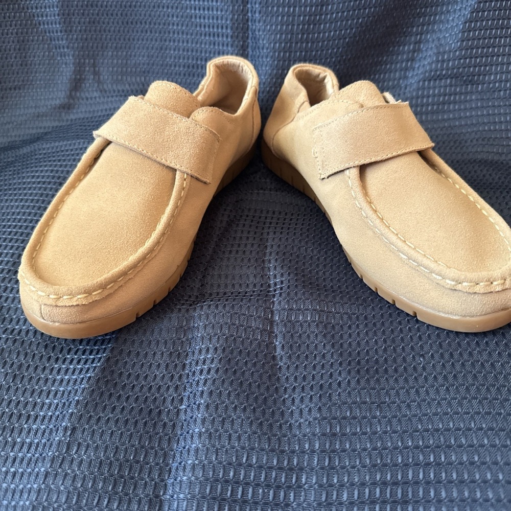 Angel Steps Loafer/Slip-On Size 8 Wide Tan Suede